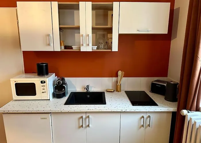 La Passion - 3 Personnes - Gare - Bcla